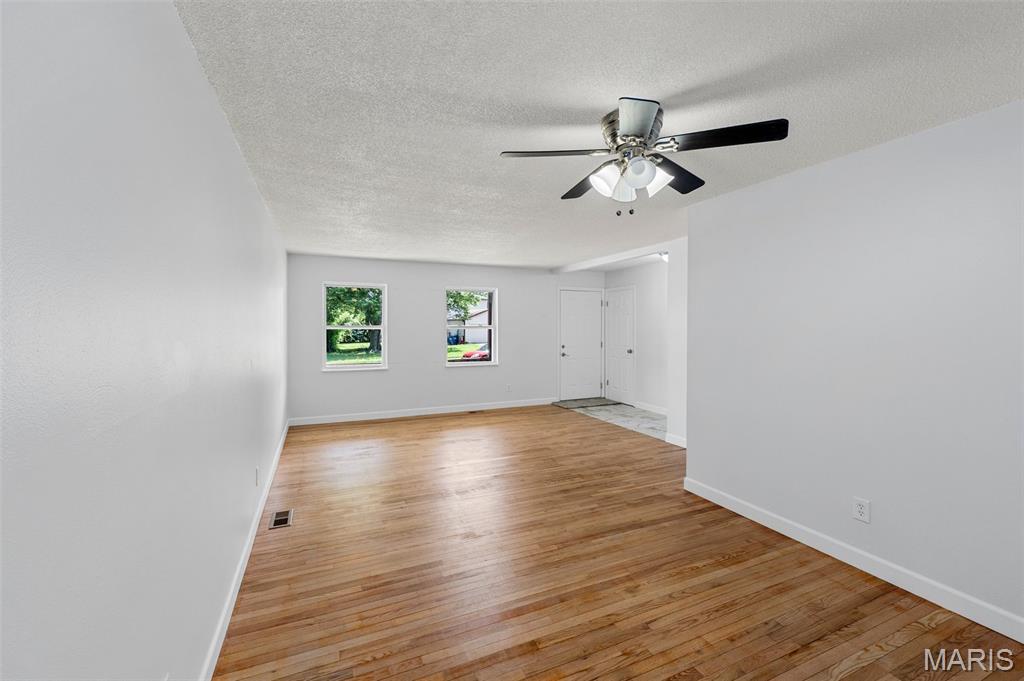 2315 Bramble Lane Property Photo 4