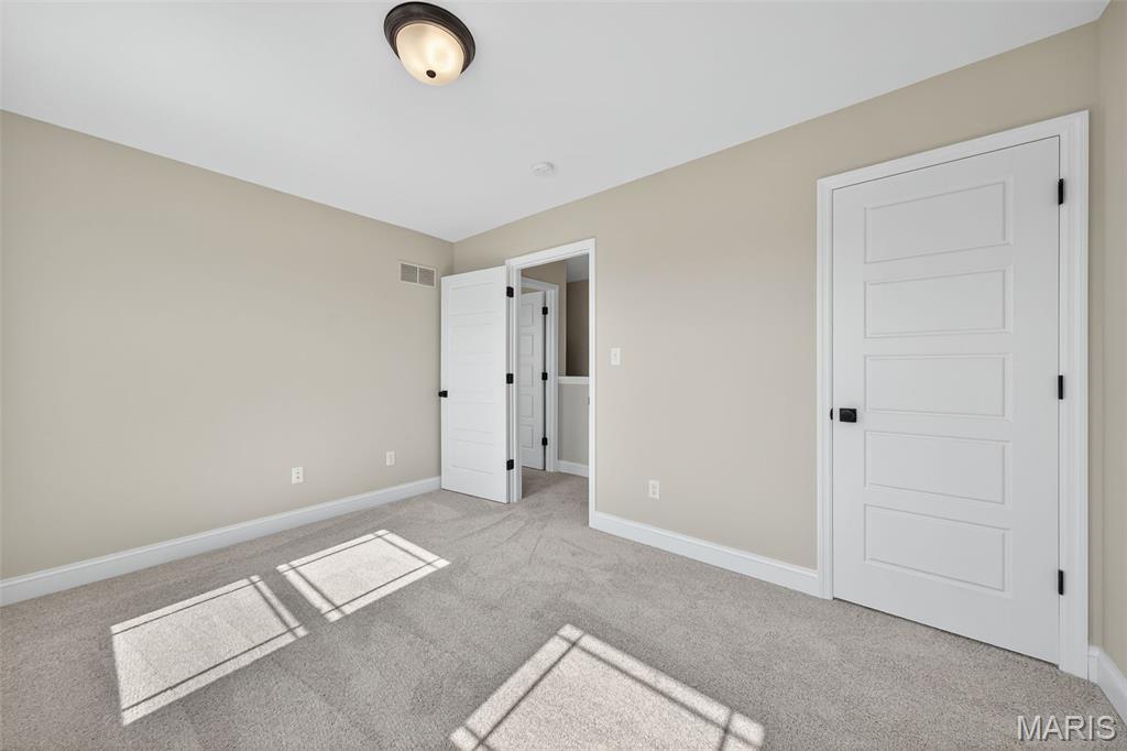 554 Wheatfield Circle Property Photo 21