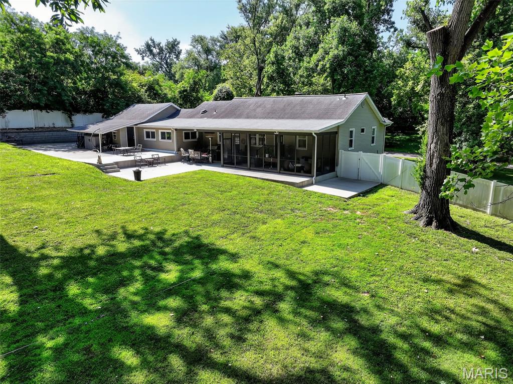 11365 Inverness Lane Property Photo 5