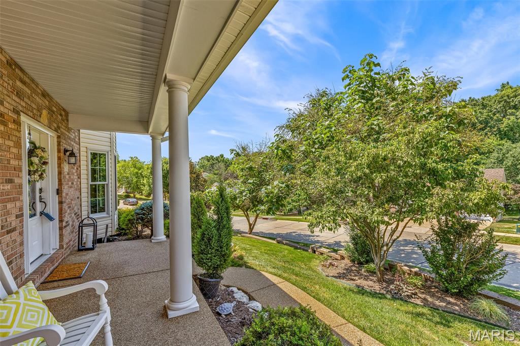 13242 Shady Green Drive Property Photo 4