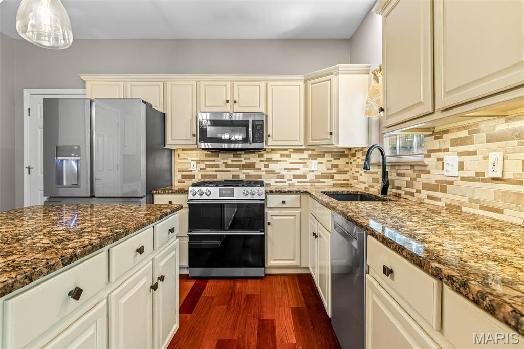 13242 Shady Green Drive Property Photo 15
