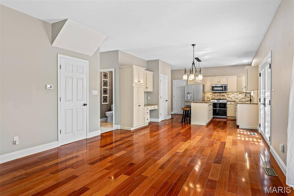 13242 Shady Green Drive Property Photo 21