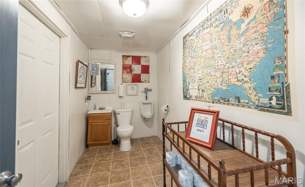 595 Doolittle Outer Road Property Photo 20