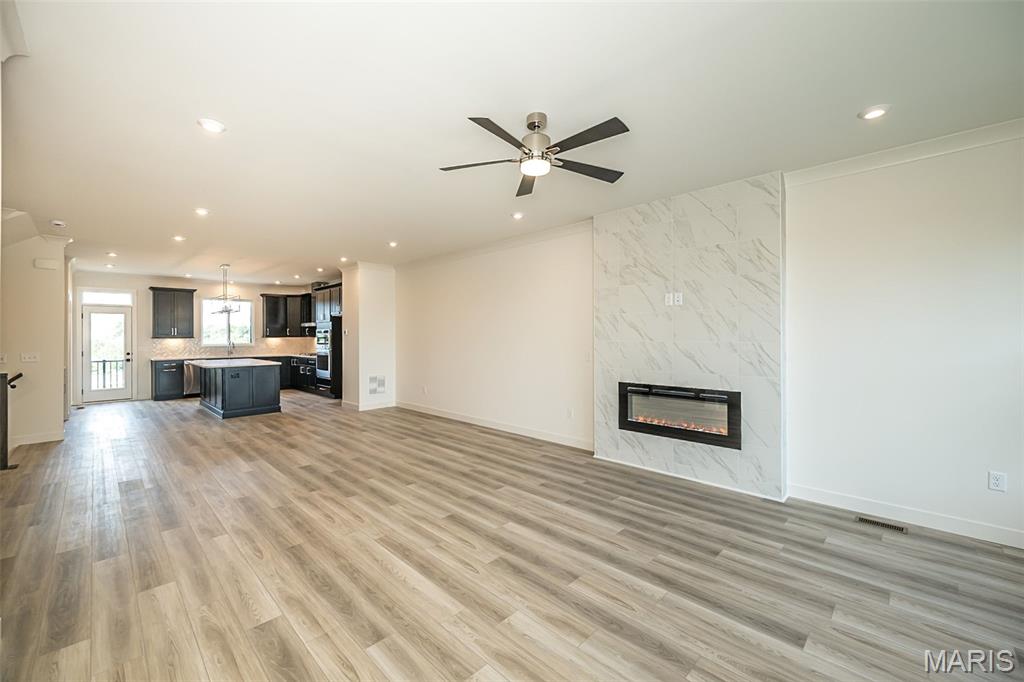 8975 Eager Road Property Photo 18