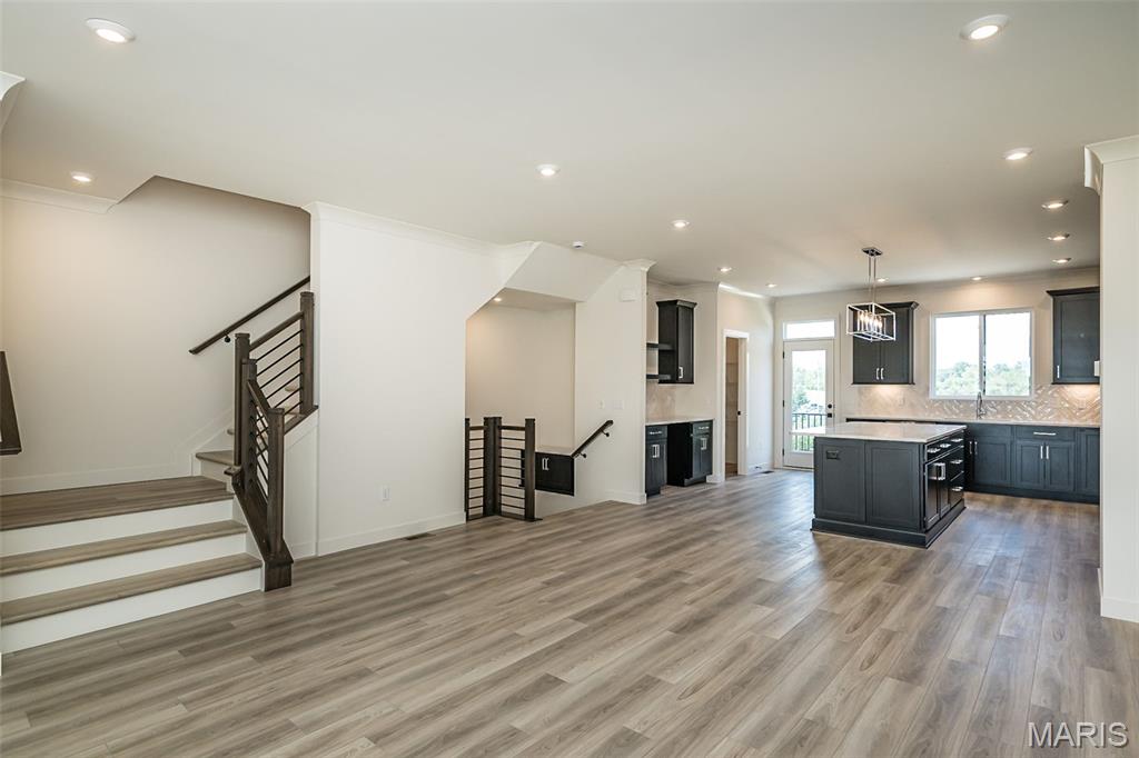 8975 Eager Road Property Photo 19