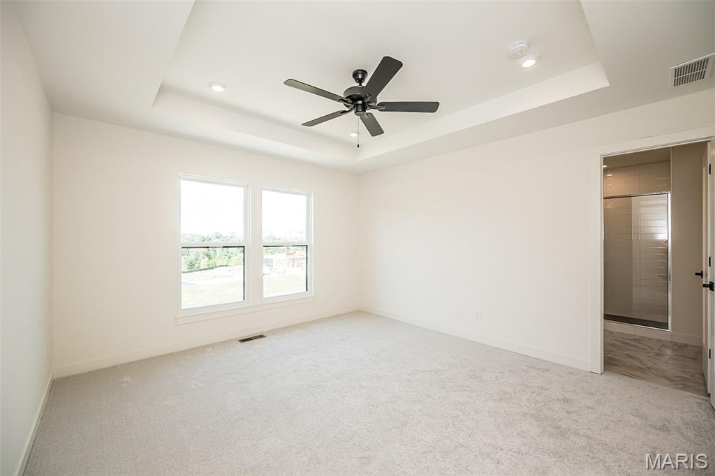8975 Eager Road Property Photo 27