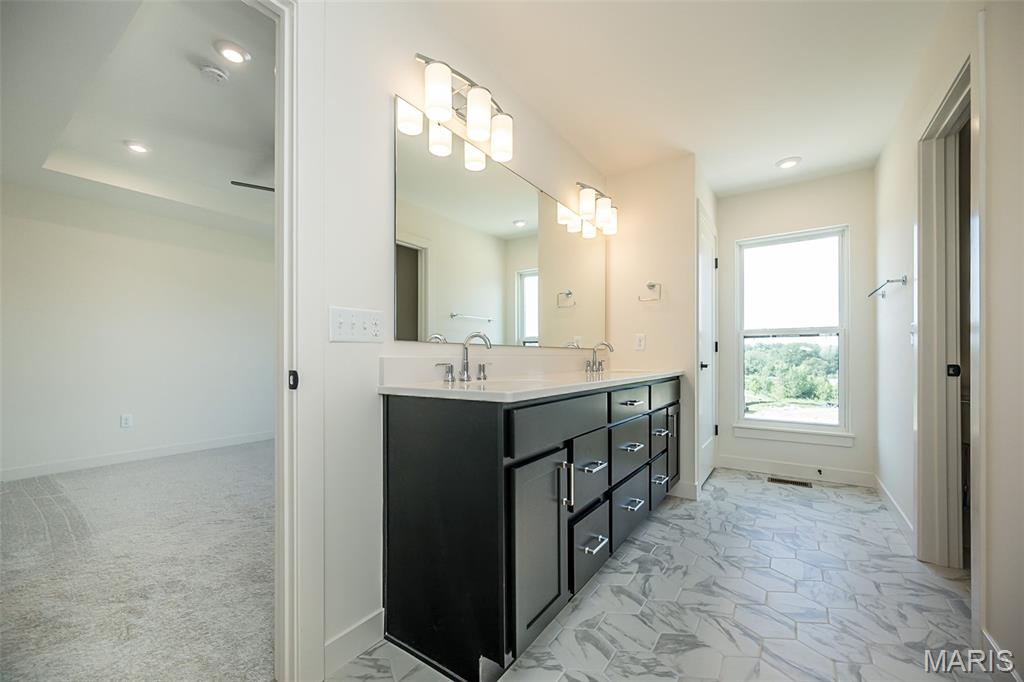8975 Eager Road Property Photo 29