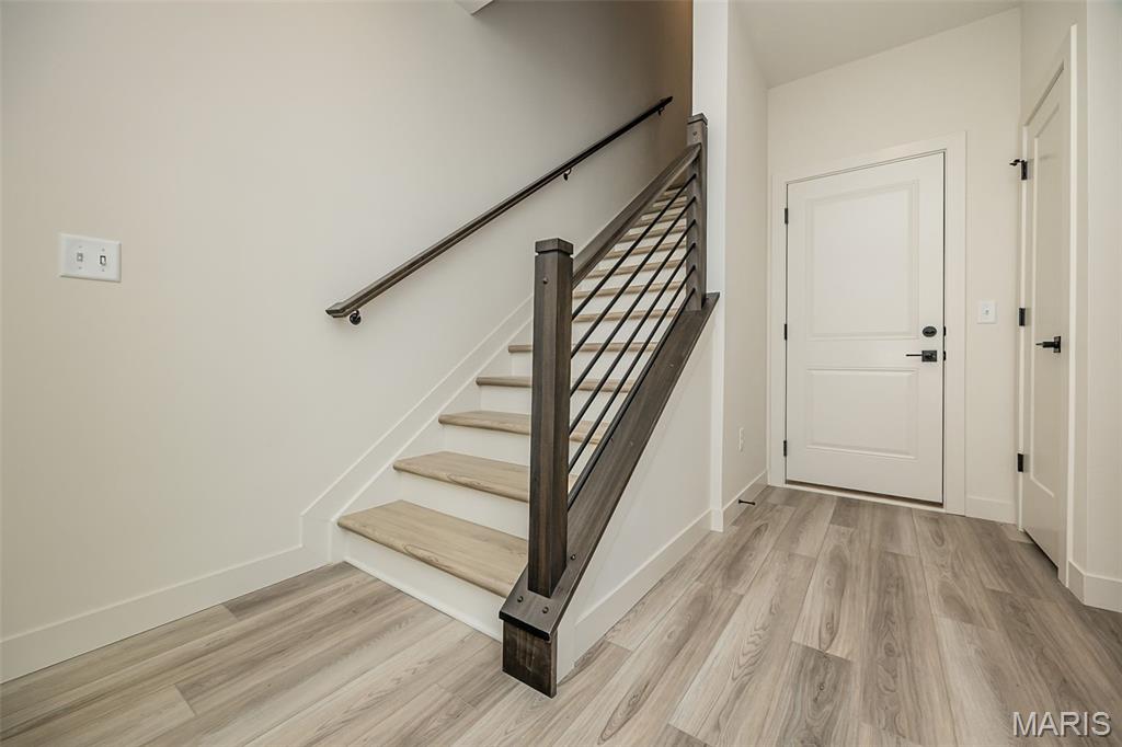 8975 Eager Road Property Photo 32
