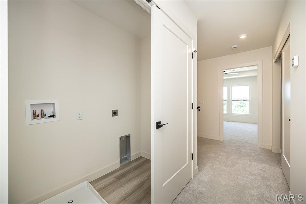 8975 Eager Road Property Photo 37