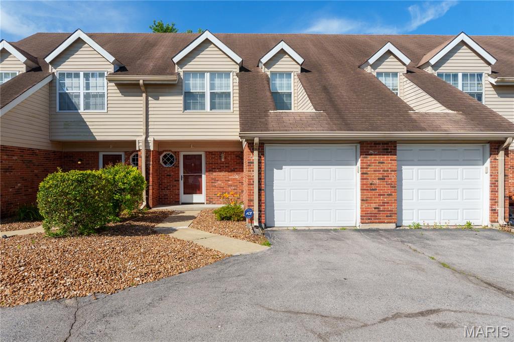 3606 Candlewyck Club Drive E Property Photo 1