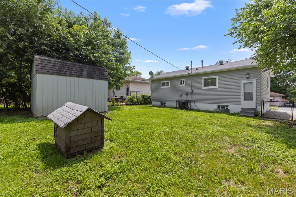 10504 Duke Drive Property Photo 18