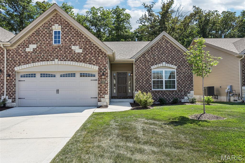 228 Keaton Woods Drive Property Photo 1