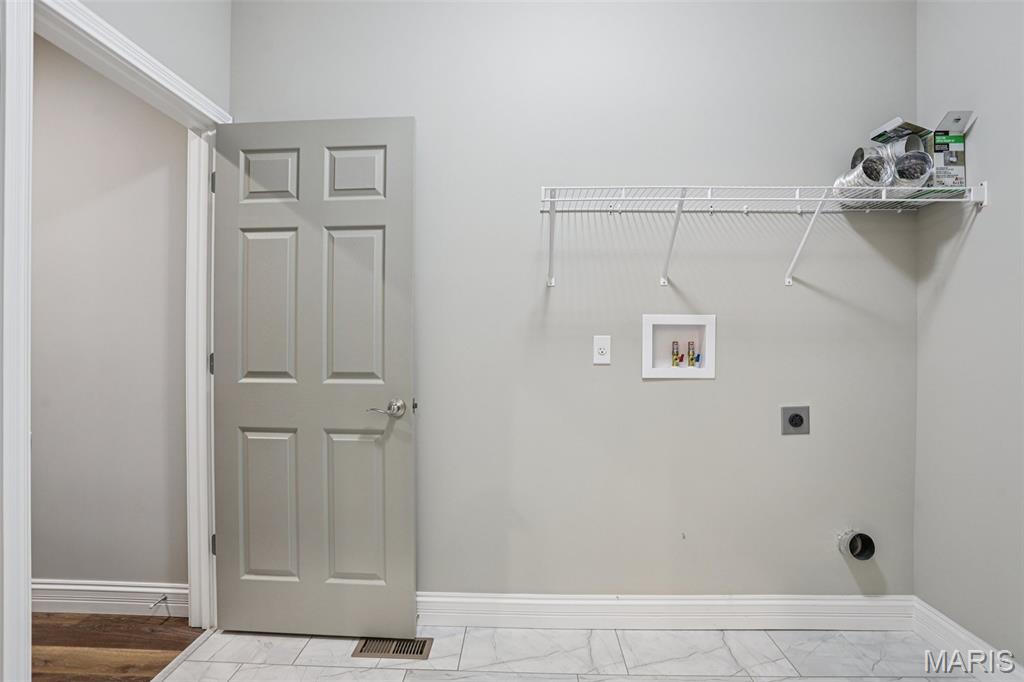 228 Keaton Woods Drive Property Photo 22