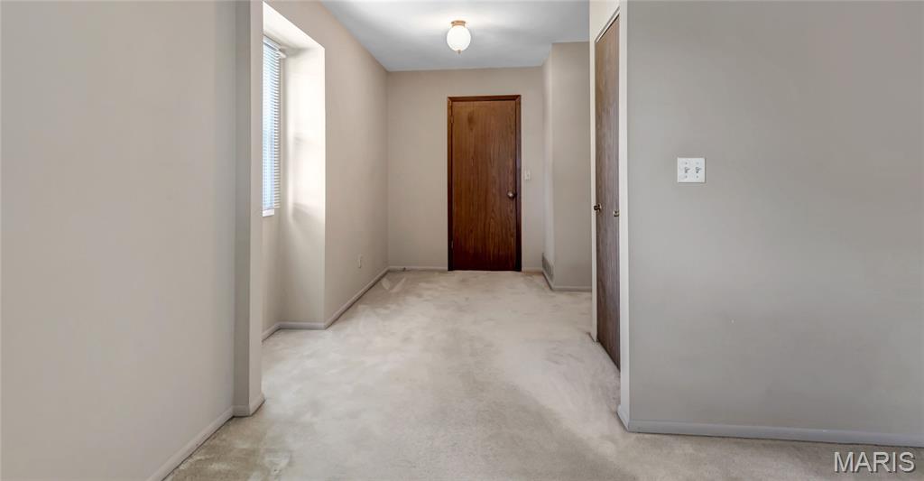 30 Willow Crest Court Property Photo 3