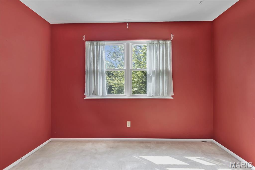 30 Willow Crest Court Property Photo 9