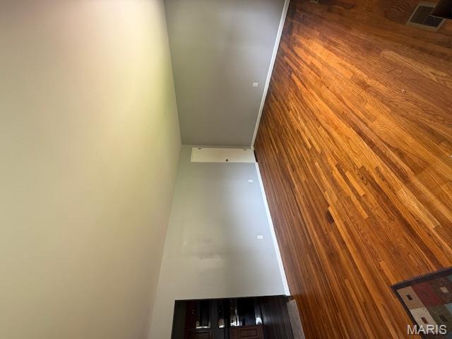 1065 Hadwin Drive Property Photo 2