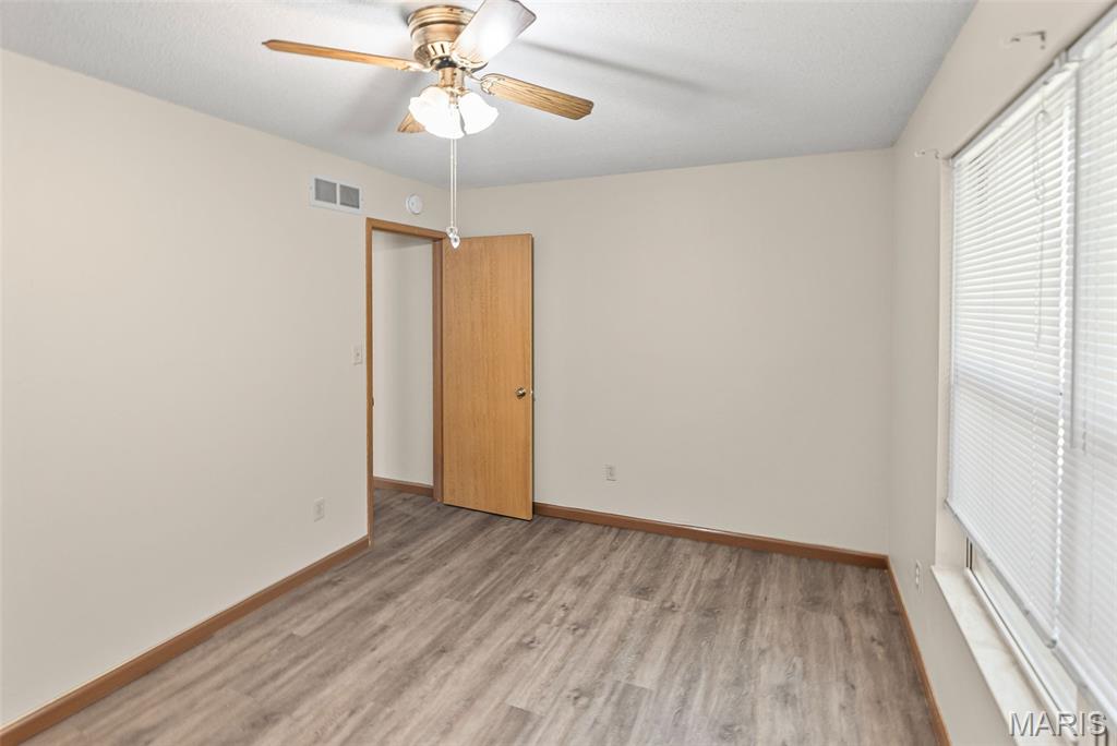 1520 Royal Oak Court Property Photo 18