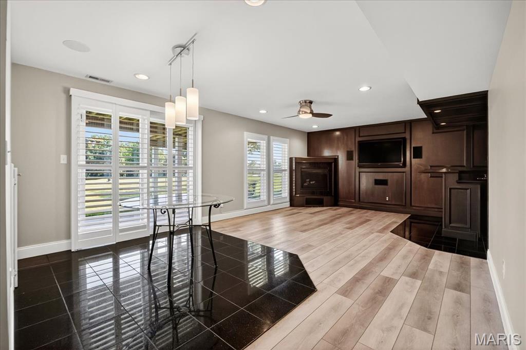 612 Thornridge Drive Property Photo 41