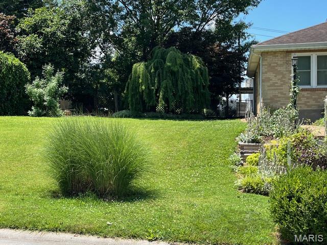 644 Morris Avenue Property Photo 2