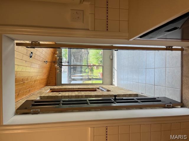 644 Morris Avenue Property Photo 15