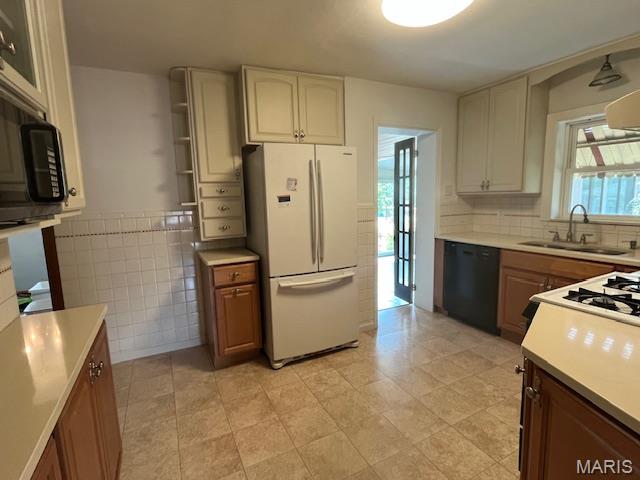 644 Morris Avenue Property Photo 21