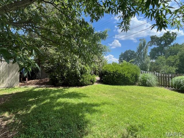 644 Morris Avenue Property Photo 33