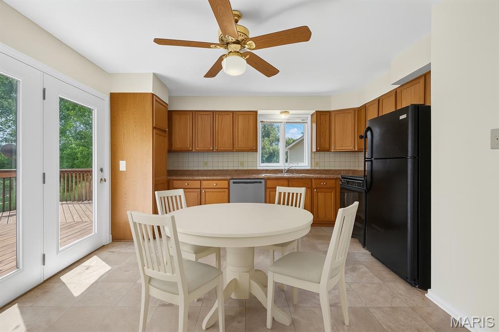 12282 Thomas Patrick Court Property Photo 10