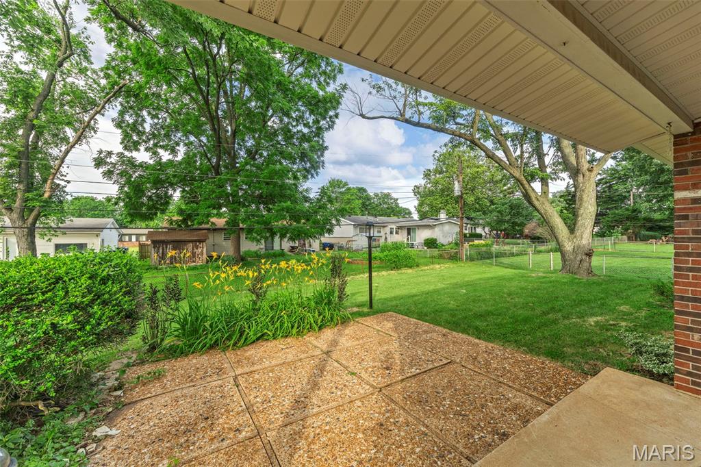 1960 David Drive Property Photo 2