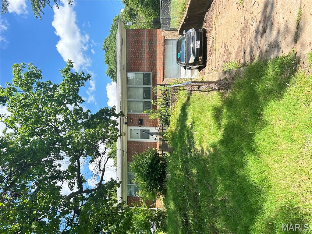 8784 Darnell Place Property Photo 1