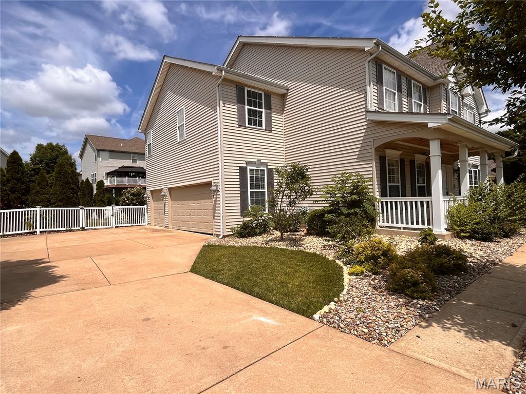 114 Cloverleaf Meadows Court Property Photo 2