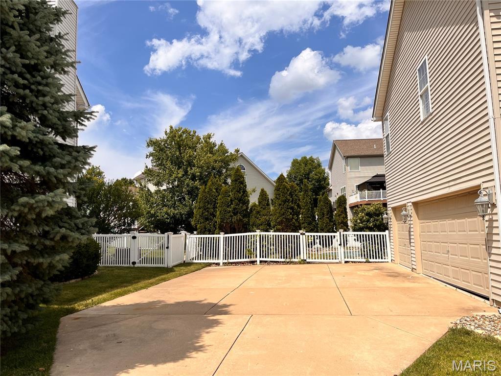 114 Cloverleaf Meadows Court Property Photo 38