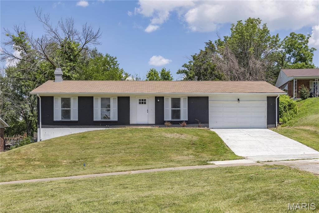 12597 Fee Fee Road Property Photo 1
