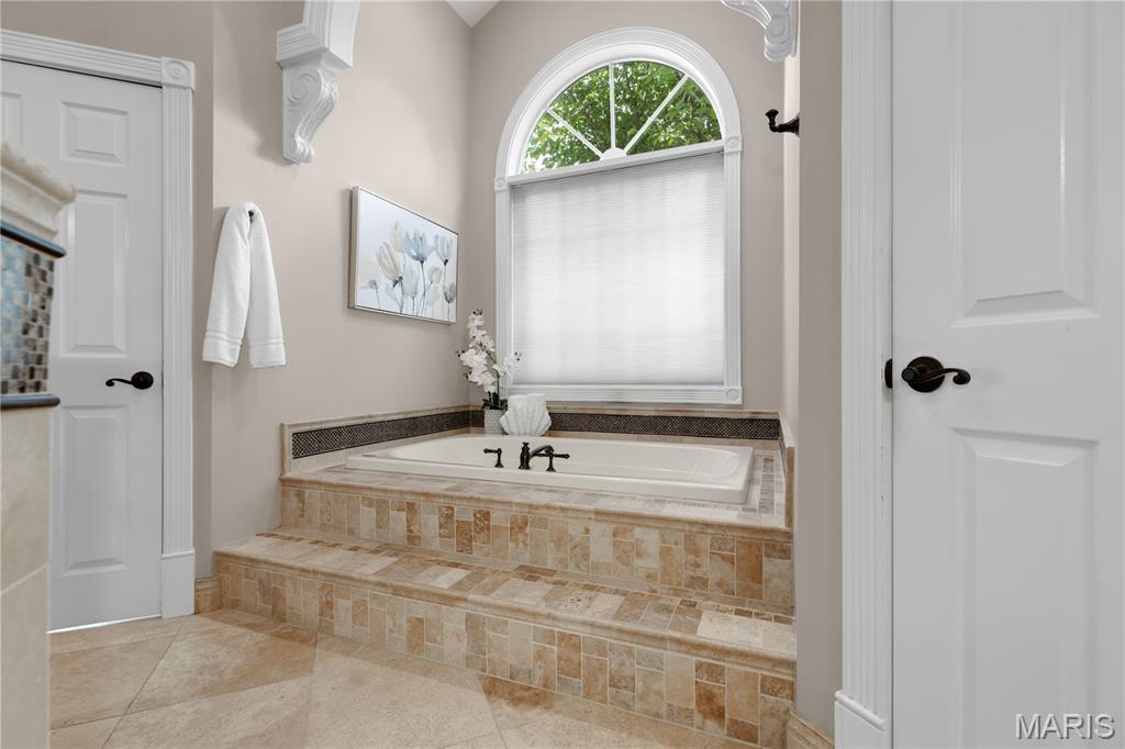 16656 Annas Way Property Photo 28