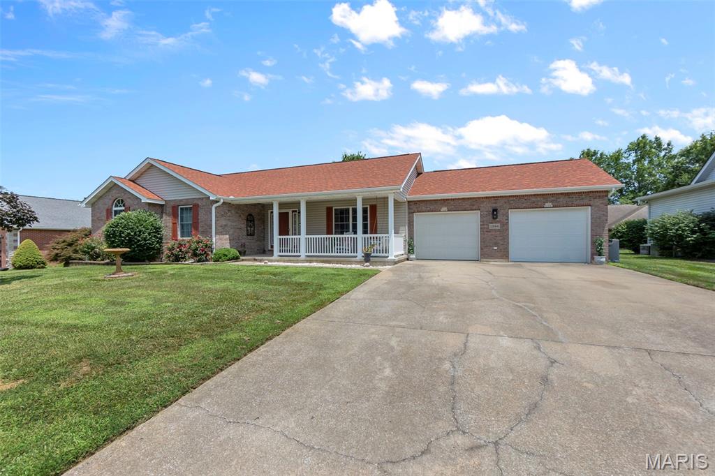 1386 Lilac Lane Property Photo 1