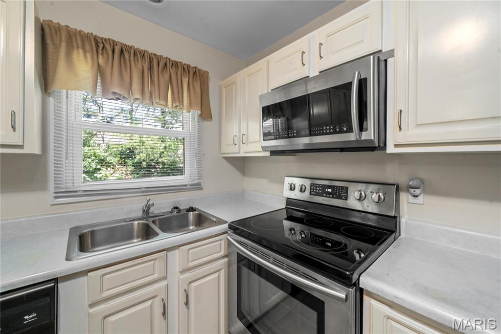 15799 Scenic Green Court Property Photo 9