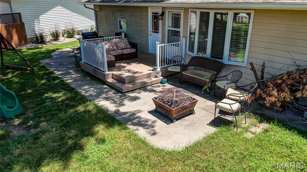 90 Sunfish Drive Property Photo 3