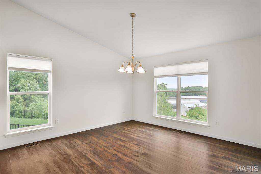 2904 Sierra View Court Property Photo 16