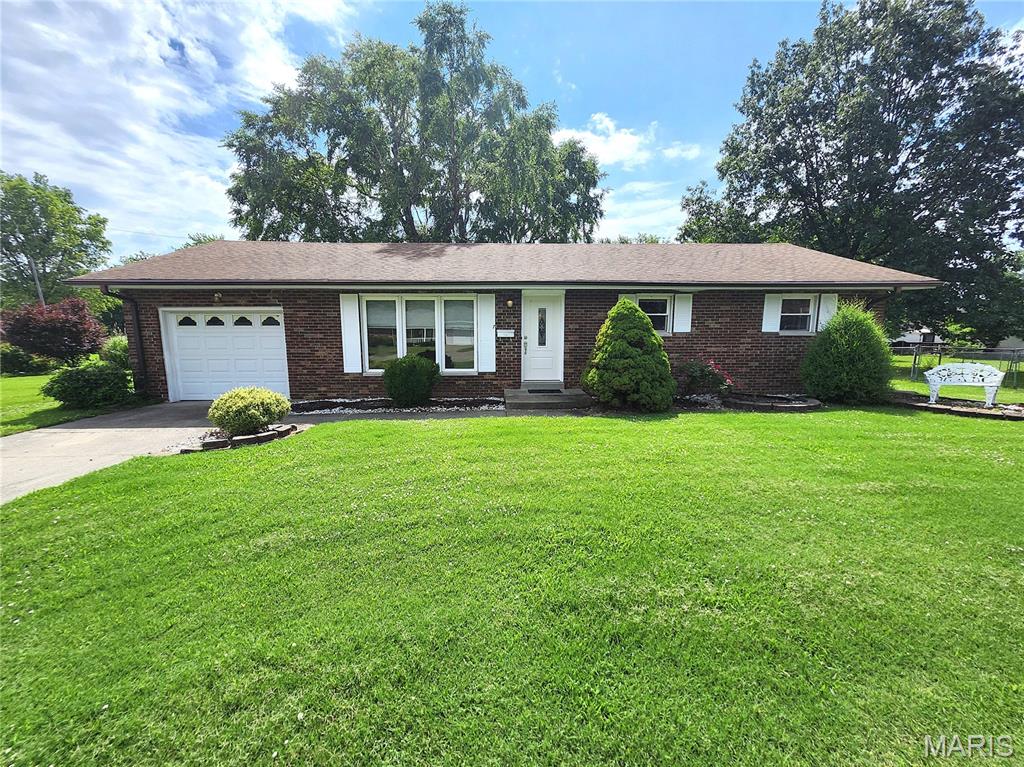 7 Robin Court Property Photo 2