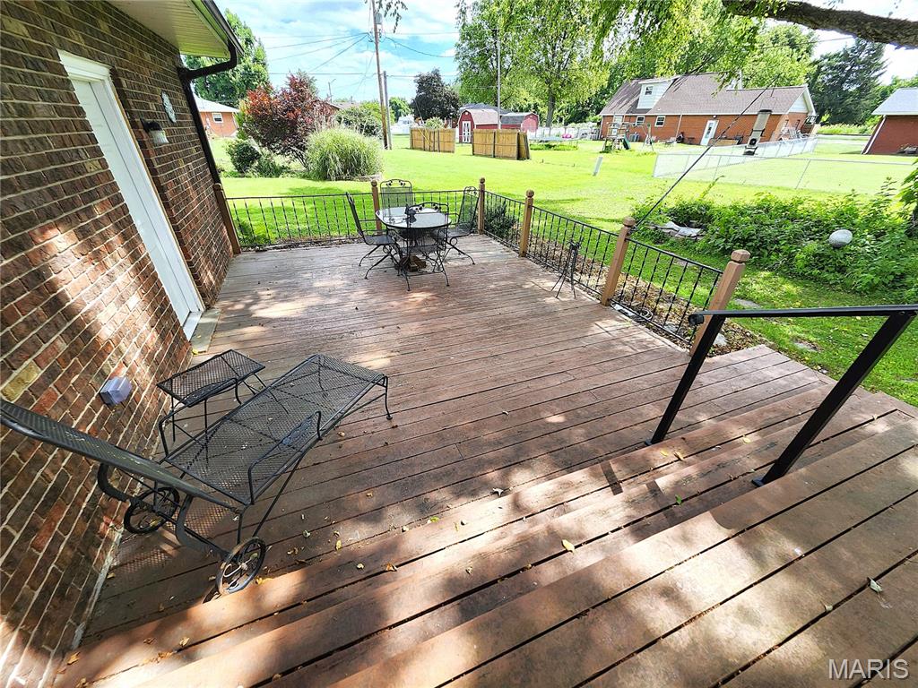 7 Robin Court Property Photo 9