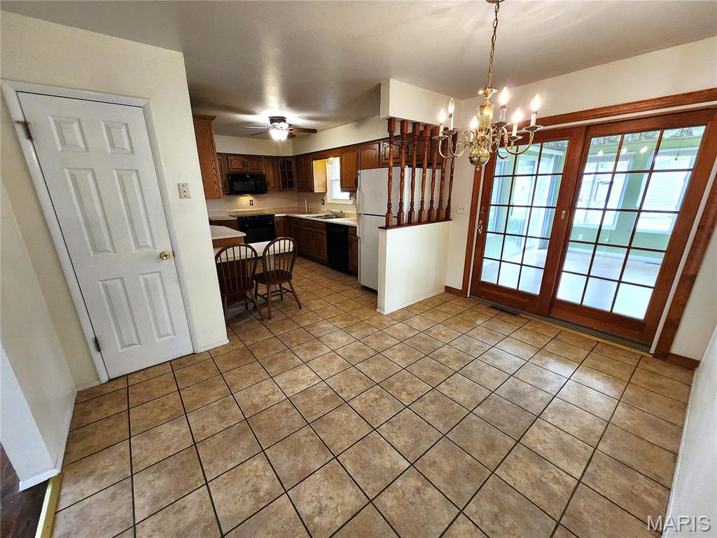 7 Robin Court Property Photo 22
