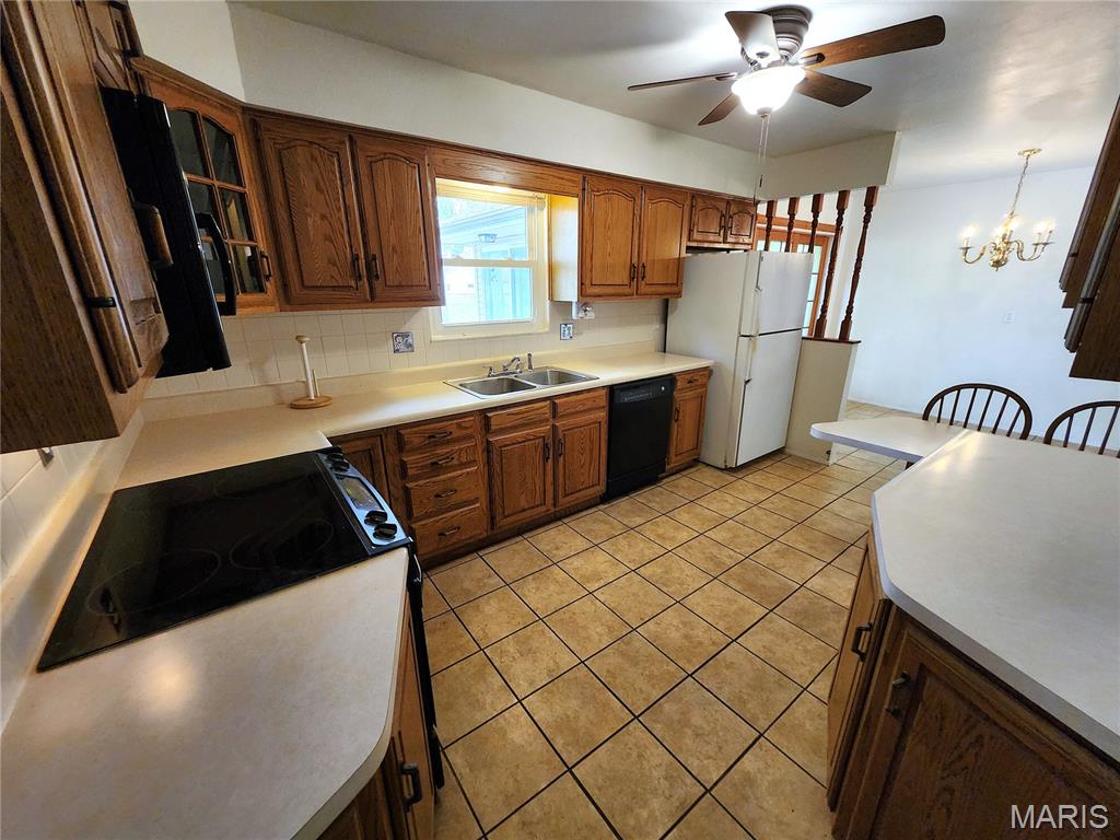 7 Robin Court Property Photo 24