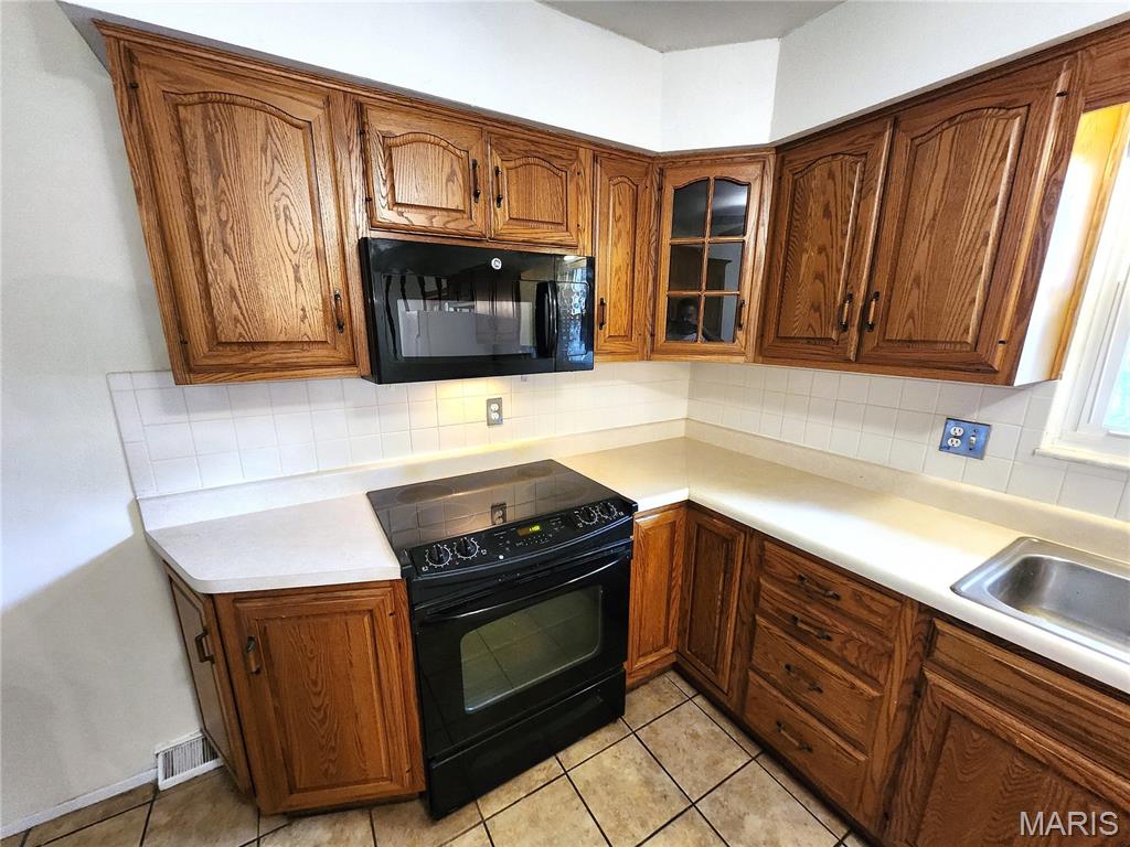 7 Robin Court Property Photo 25