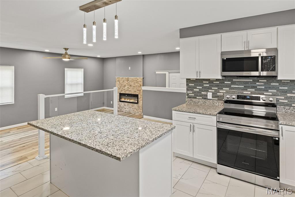 10 Fox Meadow Lane Property Photo 12