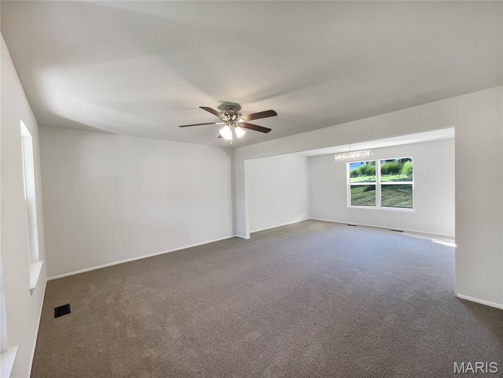 641 Emerald Meadows Court Property Photo 9