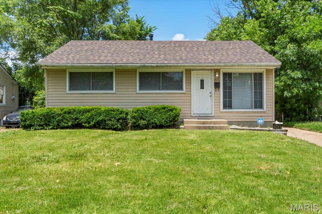 219 Presley Drive Property Photo 1