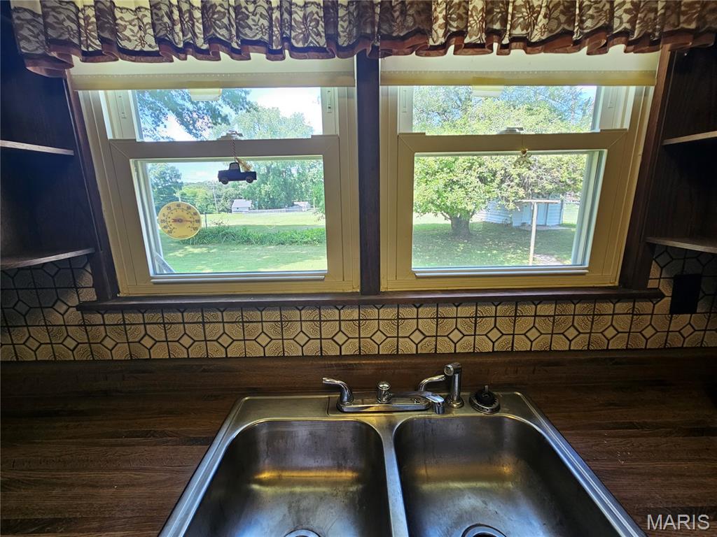 25 Maple Drive Property Photo 9