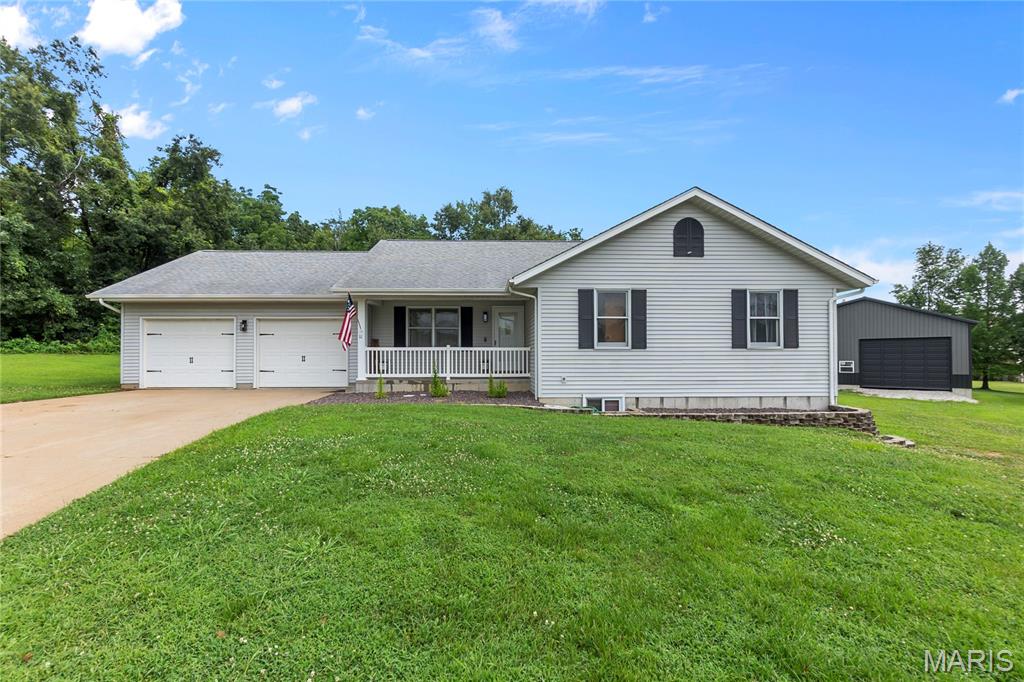 11 Osage Circle Property Photo 1
