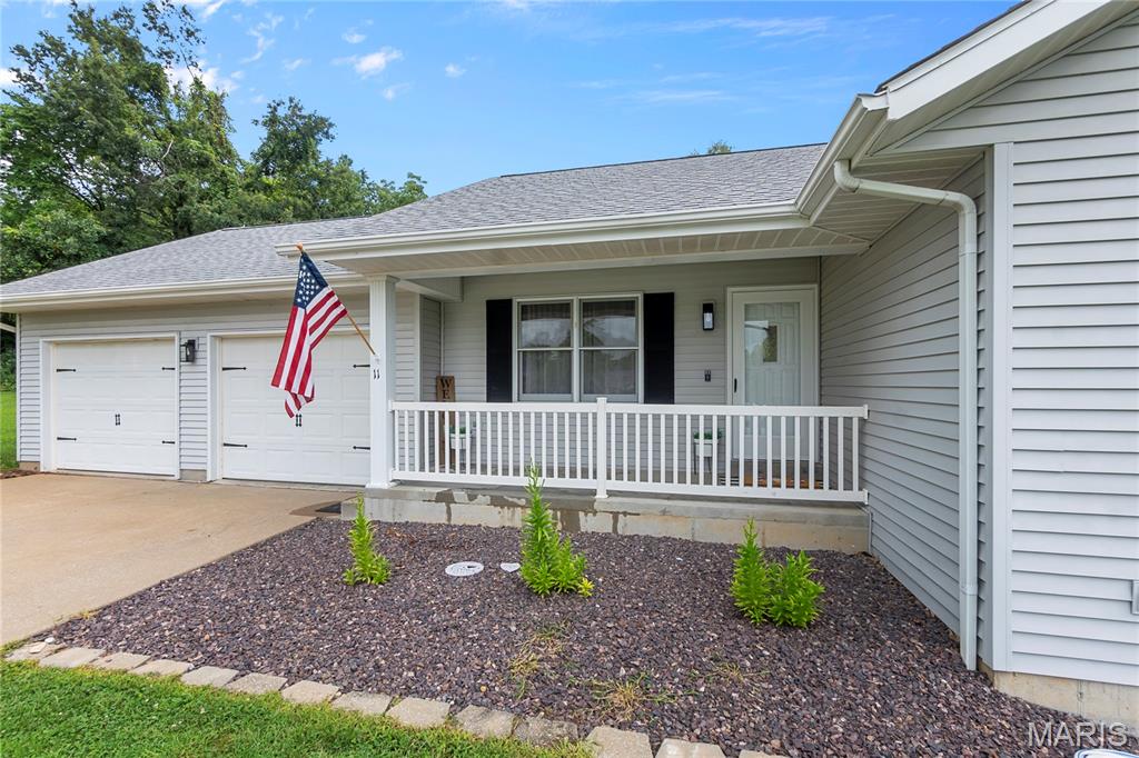 11 Osage Circle Property Photo 2