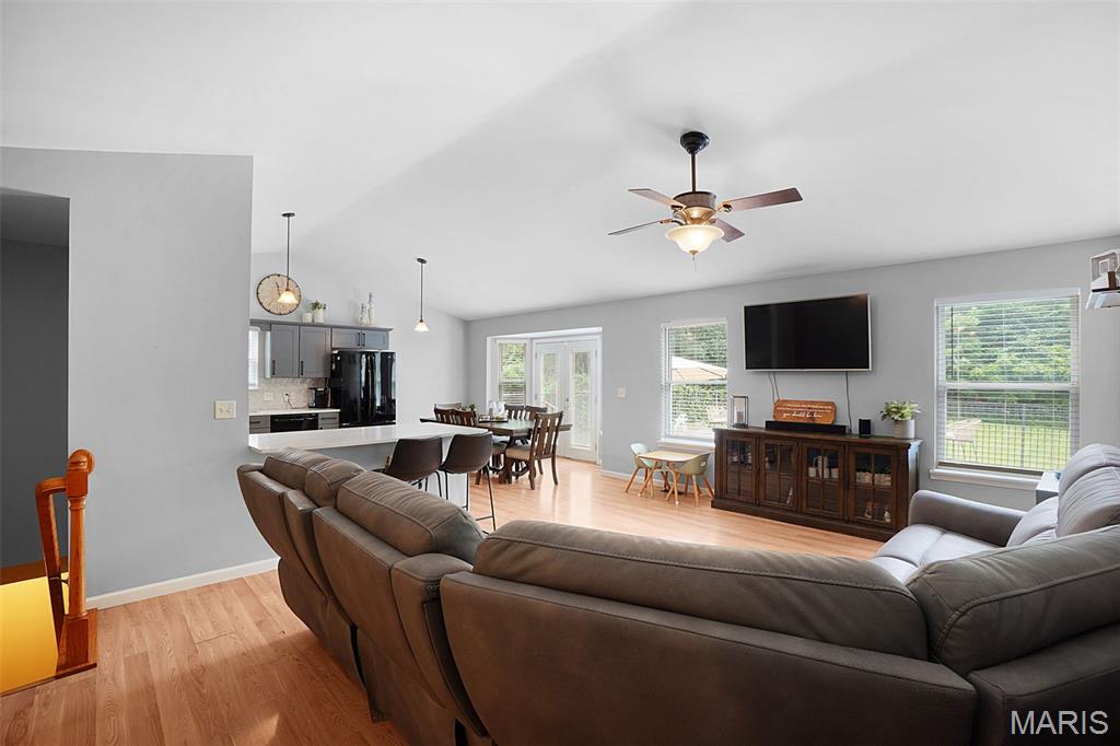 12987 Kimberly Lane Property Photo 8