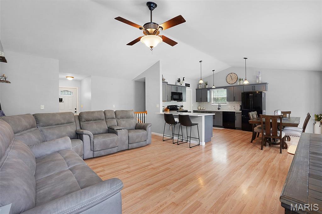 12987 Kimberly Lane Property Photo 11